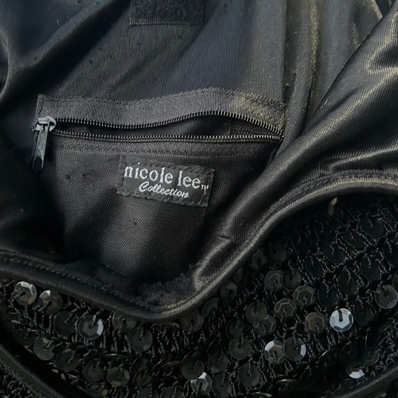 𝅺Nicole Lee collection Black sequin shoulder bag - Picture 2 of 3